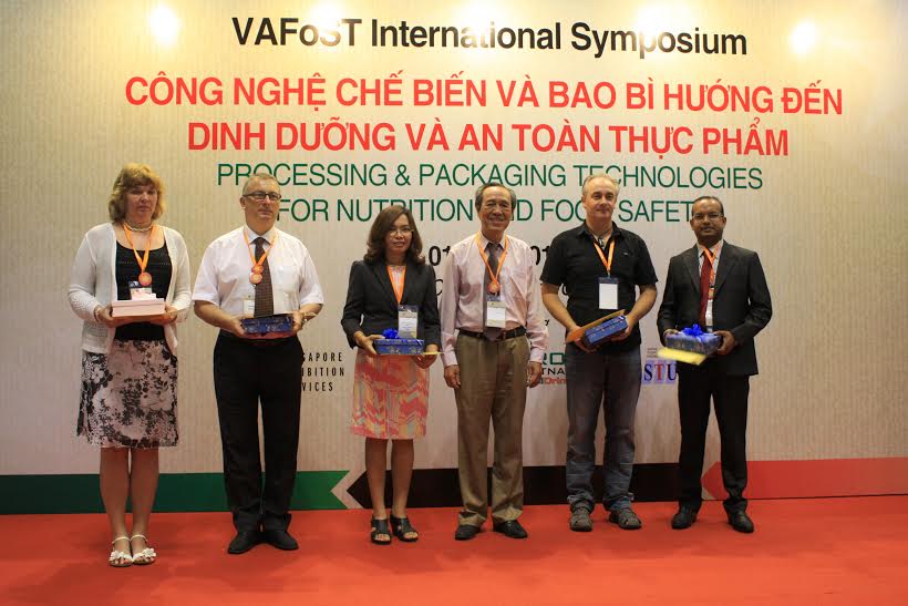An[-]toàn[-]thực[-]phẩm[-]là[-]thách[-]thức[-]lớn[-]của[-]Việt[-]Nam